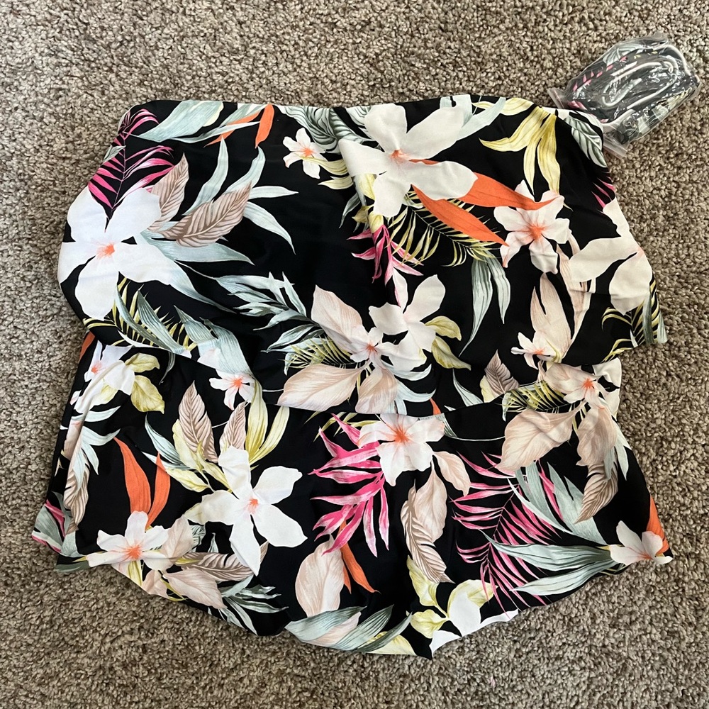 NWT Kona Sol Womens Small Tankini Floral Swim Top